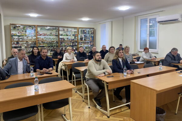 Товарознавство і експертиза: проблеми, теорія та практика