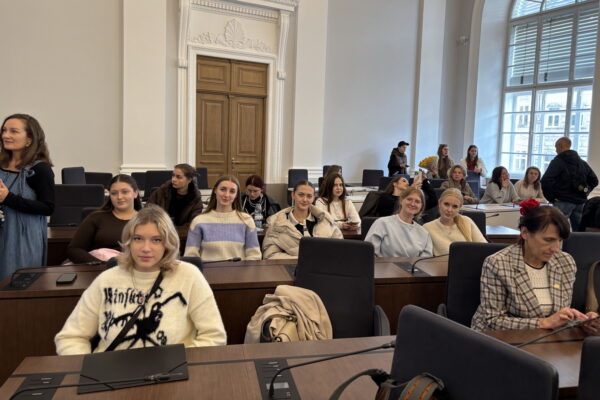 лекція по японській чайній церемонії